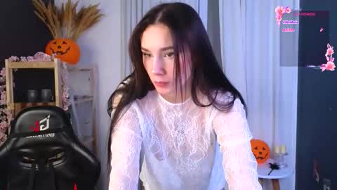 Snapshot of taissa_farmiga chatting on 3, 11, 2025 Lizzy online show from 3, 11, 2025