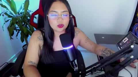 Snapshot of takaragr chatting on 27, 10, 2025 kalagr online show from 27, 10, 2025