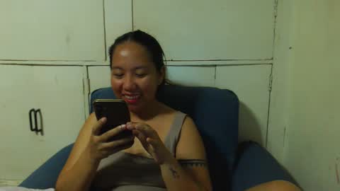 Snapshot of takemetoheavenbaby chatting on 12, 11, 2025 anne online show from 12, 11, 2025