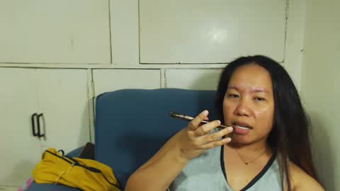 Snapshot of takemetoheavenbaby chatting on 27, 11, 2025 anne online show from 27, 11, 2025