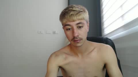 Snapshot of talhi_ chatting on 31, 1, 2025 talhi_ online show from 31, 1, 2025