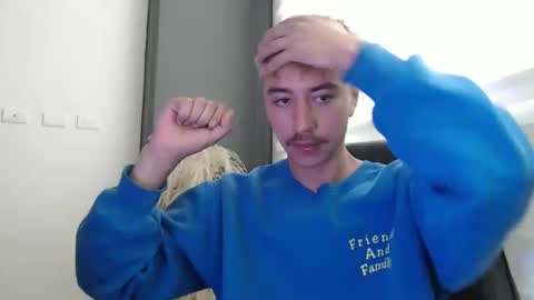 Snapshot of talhi_ chatting on 5, 2, 2025 talhi_ online show from 5, 2, 2025