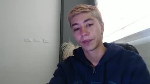 Snapshot of talhi_ chatting on 6, 2, 2025 talhi_ online show from 6, 2, 2025