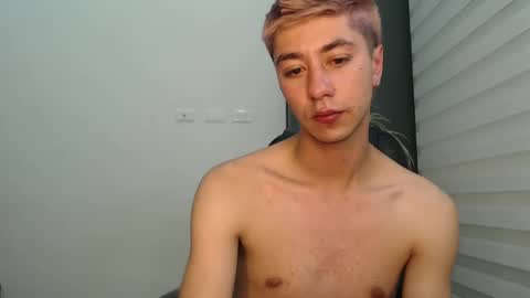 Snapshot of talhi_ chatting on 8, 2, 2025 talhi_ online show from 8, 2, 2025