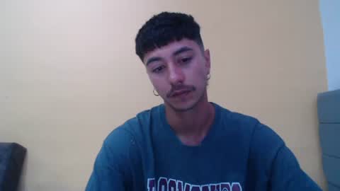 Snapshot of talhi_ chatting on 23, 10, 2025 talhi_ online show from 23, 10, 2025