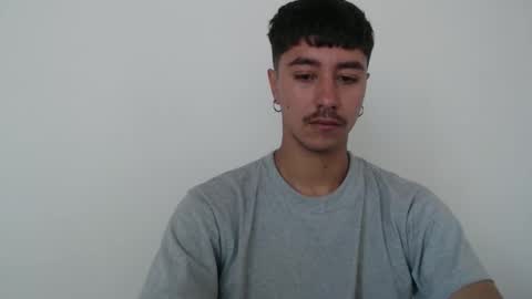 Snapshot of talhi_ chatting on 27, 10, 2025 talhi_ online show from 27, 10, 2025