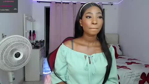 taliana  modelo independiente online show from 18, 2, 2025