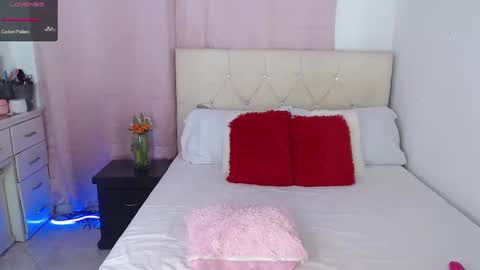 taliana  modelo independiente online show from 8, 3, 2025