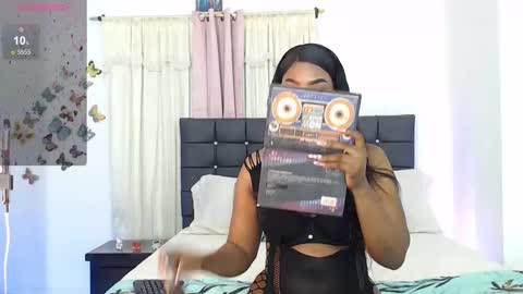 taliana  modelo independiente online show from 18, 11, 2025