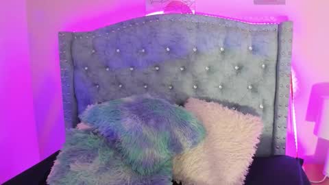 Snapshot of taliaskyx21 chatting on 6, 5, 2026 Talia Sky online show from 6, 5, 2026