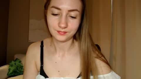  Kira  online show from 8, 1, 2025