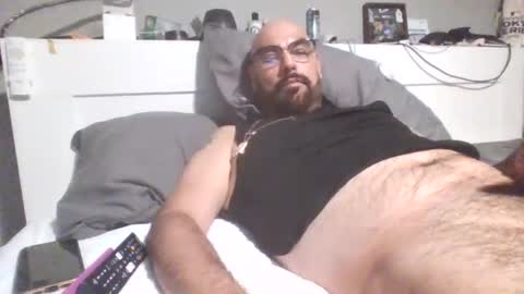 Snapshot of talllatino310 chatting on 29, 6, 2026 talllatino310 online show from 29, 6, 2026