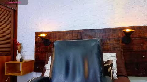    online show from 5, 10, 2025