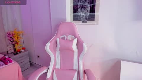 Snapshot of tammy_w chatting on 9, 3, 2025 Tammy online show from 9, 3, 2025