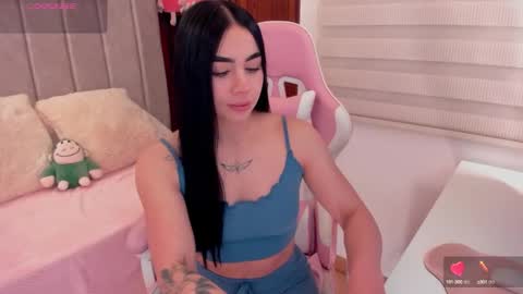 Snapshot of tammy_w chatting on 10, 10, 2025 Tammy online show from 10, 10, 2025