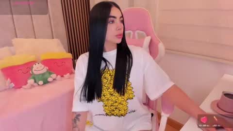 Snapshot of tammy_w chatting on 27, 10, 2025 Tammy online show from 27, 10, 2025