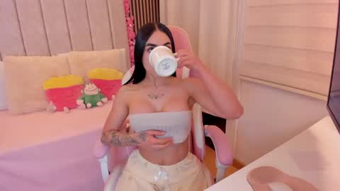 Snapshot of tammy_w chatting on 19, 5, 2026 Tammy online show from 19, 5, 2026