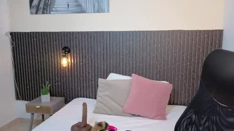 Tammy Lynn online show from 12, 4, 2026