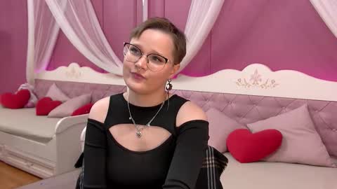 Tammy Mays online show from 25, 9, 2025
