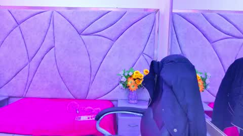 Snapshot of tammysmilee chatting on 14, 11, 2025 Tammy online show from 14, 11, 2025