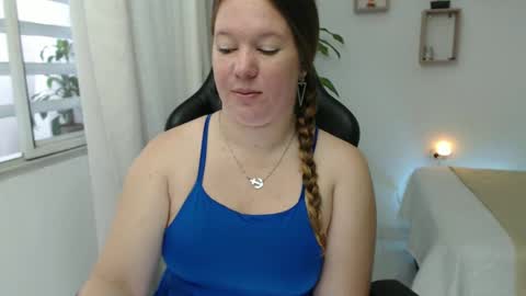 Snapshot of tamy_shine87 chatting on 17, 12, 2024 Im Samy online show from 17, 12, 2024