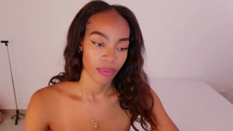 Snapshot of tamylynn05 chatting on 7, 5, 2026 tamylynn online show from 7, 5, 2026