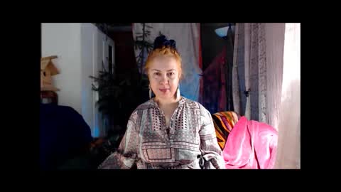 Milena online show from 25, 2, 2025