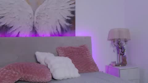 Snapshot of taniaamore chatting on 28, 11, 2025 Tania Amore online show from 28, 11, 2025