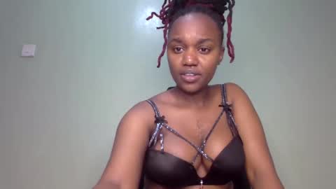 Snapshot of tannia004 chatting on 19, 12, 2024 tania online show from 19, 12, 2024