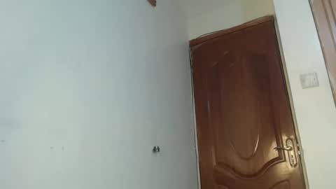 Snapshot of tannia004 chatting on 3, 12, 2025 tania online show from 3, 12, 2025