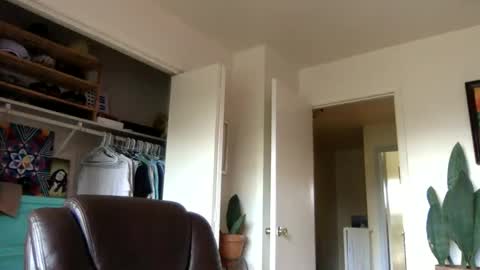 Dr. Love online show from 2, 2, 2026