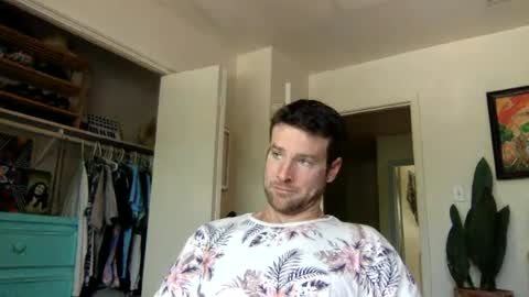 Snapshot of tantrichealing chatting on 29, 6, 2026 Dr. Love online show from 29, 6, 2026
