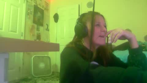 Snapshot of taralynn7136 chatting on 10, 1, 2025 tara lynn online show from 10, 1, 2025