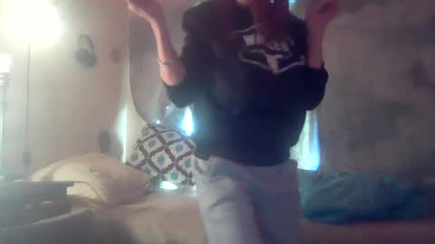 Snapshot of taralynn7136 chatting on 11, 3, 2025 tara lynn online show from 11, 3, 2025