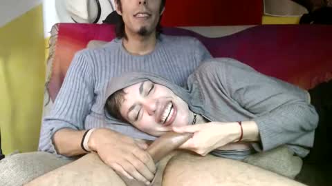 Snapshot of tarian_xxx chatting on 20, 4, 2026 T J online show from 20, 4, 2026