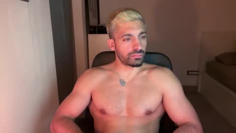 Snapshot of tarquit8 chatting on 18, 9, 2025 tarquit8 online show from 18, 9, 2025