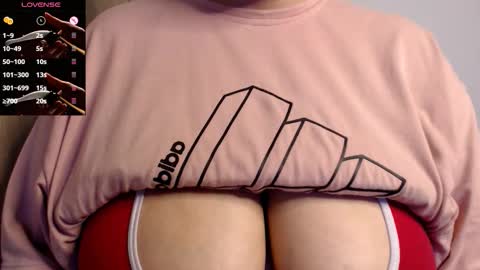 Snapshot of tarrant_ chatting on 11, 1, 2026 tarrant_ online show from 11, 1, 2026