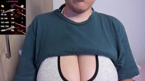 Snapshot of tarrant_ chatting on 26, 3, 2026 tarrant_ online show from 26, 3, 2026