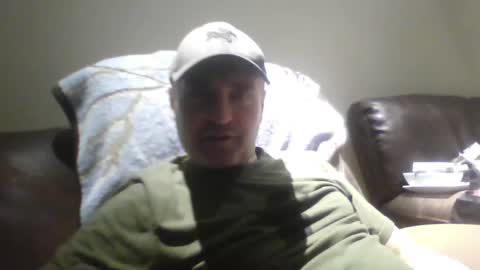 Snapshot of tarzeny77 chatting on 8, 1, 2025 tarzeny77 online show from 8, 1, 2025