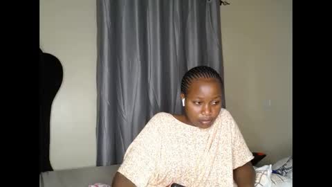 Snapshot of tasha_kimmy chatting on 13, 9, 2025 Ireen online show from 13, 9, 2025