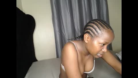 Snapshot of tasha_kimmy chatting on 15, 10, 2025 Ireen online show from 15, 10, 2025