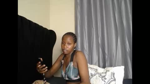 Snapshot of tasha_kimmy chatting on 31, 10, 2025 Ireen online show from 31, 10, 2025