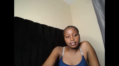 Snapshot of tasha_kimmy chatting on 8, 11, 2025 Ireen online show from 8, 11, 2025