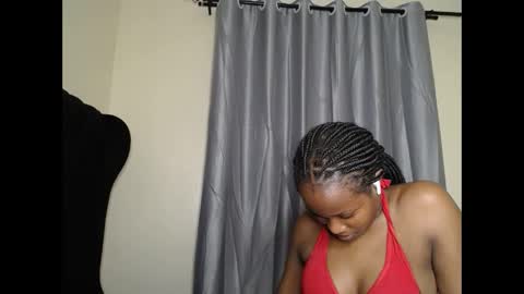 Snapshot of tasha_kimmy chatting on 28, 11, 2025 Ireen online show from 28, 11, 2025