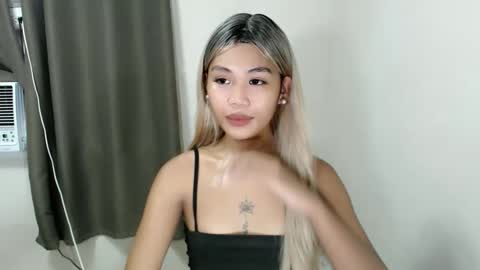 Snapshot of tashaa_09 chatting on 28, 9, 2025 call me tashaa online show from 28, 9, 2025