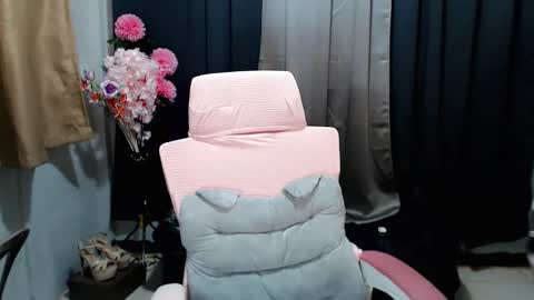 Snapshot of tashaa_09 chatting on 15, 10, 2025 call me tashaa online show from 15, 10, 2025