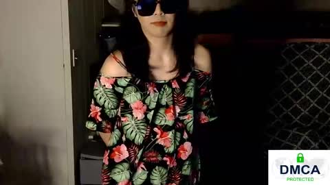 TashaKai online show from 21, 2, 2025