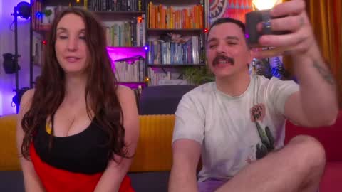 Vivian  Clark online show from 8, 3, 2026