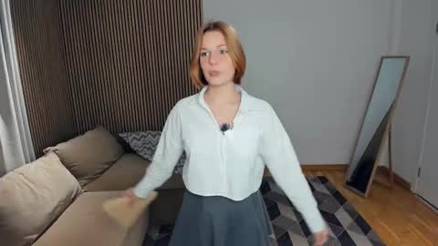 Snapshot of taste_of_lips chatting on 23, 10, 2025 Scarlet online show from 23, 10, 2025