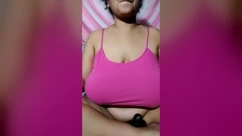 Snapshot of tasteekitty chatting on 16, 6, 2026 Tastee Kitty online show from 16, 6, 2026
